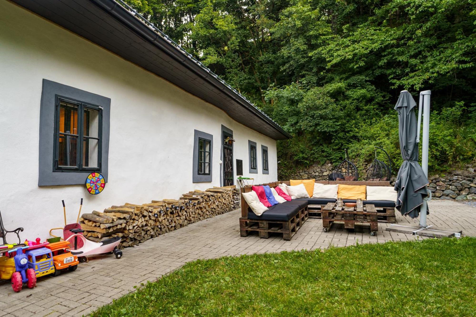 Apartmany Pod Klingerom Банска-Штьявница Экстерьер фото